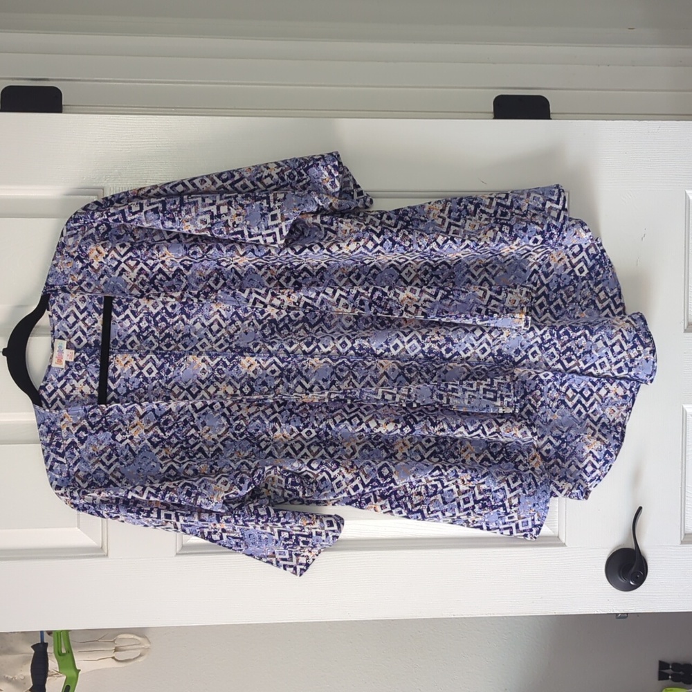 LuLaRoe Lindsay oversized lightweight kimono, in purple aztec pattern